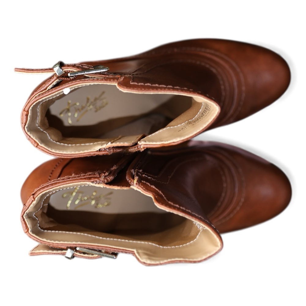 Thalia Sodi Cara Zipper Buckle Platform Heel in Cognac Women’s size 7M (US) - Picture 6 of 9
